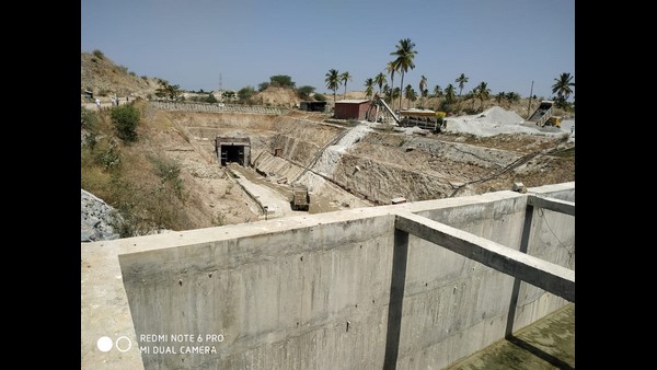 ಬರಗಾಲಕ್ಕೆ ತುತ್ತಾದ ಹಿರಿಯೂರು