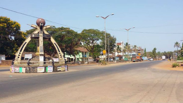 ಶಾಂತಿ ಸೌಹಾರ್ದದಿಂದ ಬಾಳುತ್ತಿರುವ ಜನ