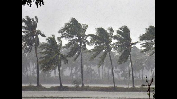 ತಮಿಳುನಾಡು ಪ್ರವೇಶಿಸಲಿರುವ ಚಂಡಮಾರುತ