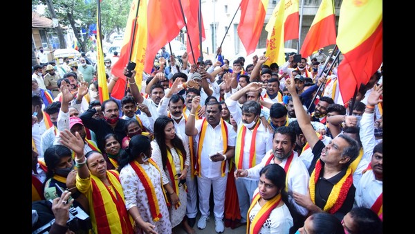 ಯಡಿಯೂರಪ್ಪ ನಗೆಪಾಟಲಿಗೆ