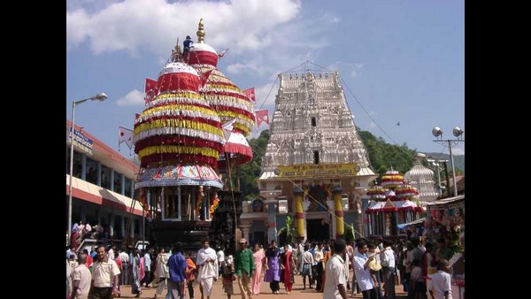 ಏನಿದು ವರ್ಷಕ್ಕೊಮ್ಮೆ ಮಾತ್ರ ಹುತ್ತದಿಂದ ತೆಗೆಯುವ ಕುಕ್ಕೆಯ ಮೂಲ ಮೃತ್ತಿಕಾ?