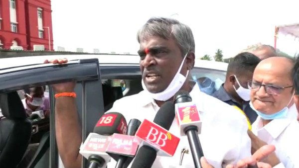 ಜಿಲ್ಲೆ ಒಡೆಯೋದು ಬೇಡ ಅಂತ ಮನವಿ
