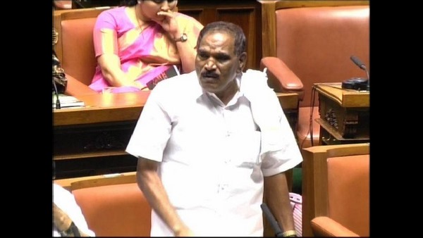 ಬಸವರಾಜ್ ಹೊರಟ್ಟಿ ಮೇಲೆ ವಾಗ್ದಾಳಿ