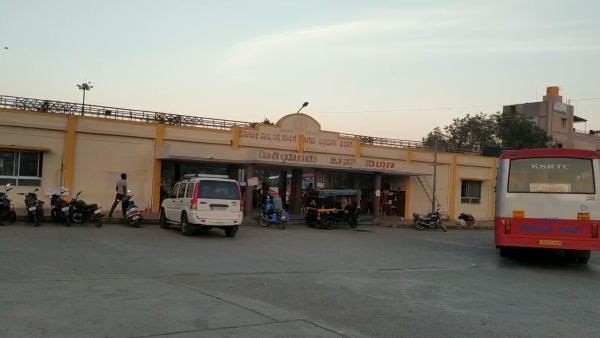 ಬಸ್ ಡಿಪೋ ನಿರ್ಮಾಣಕ್ಕೆ ಮುಂದಾಗಬೇಕು