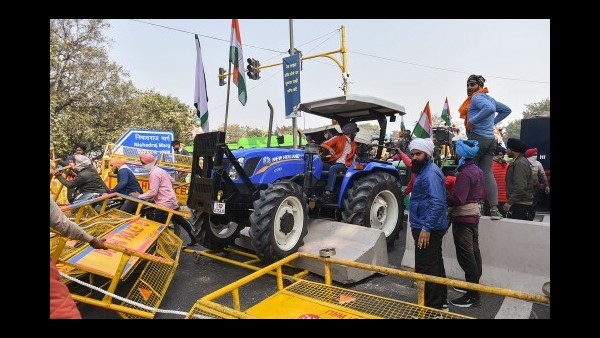 ಕೇಂದ್ರದ ವಿರುದ್ಧದ ಕಿಸಾನ್ ಗಣತಂತ್ರ ಪರೇಡ್‌ನಲ್ಲಿ ಹಿಂಸಾಚಾರ