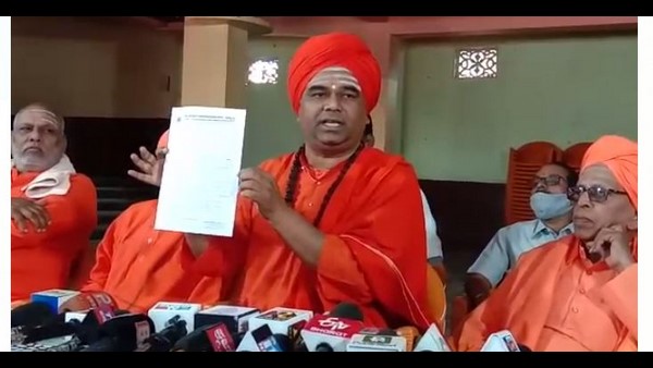 ಸಿ.ಎಂ ಉದಾಸಿ ಕುಮಾರೇಶ್ವರ ಮಠವನ್ನು ನಾಶ ಮಾಡಿದ್ದಾರೆ