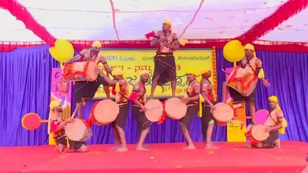 ಸಂಸ್ಕೃತಿ ಉಳಿಯಲು ಆದಿವಾಸಿಗಳೇ ಮುಖ್ಯ ಕಾರಣ