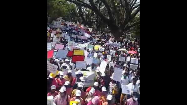 ಪೋಷಕರ ಸಂಘಟನೆಗಳಿಲ್ಲ!