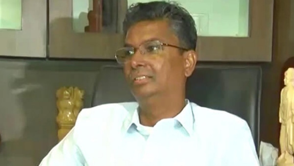 ಬಡವರ ಪರ ಕೆಲಸ ಮಾಡುವ ಇಚ್ಛಾಶಕ್ತಿ ಇಲ್ಲ