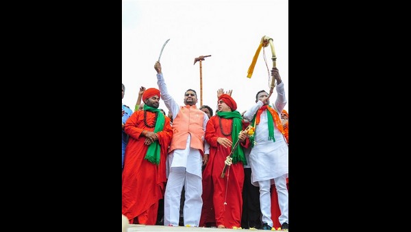 ಸ್ವಾಮೀಜಿ, ಯತ್ನಾಳ್ ಮೇಲೆ ವಾಗ್ದಾಳಿ