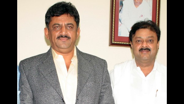 ಅವರು ಉತ್ತರ ಧ್ರುವವಾದರೆ, ನಾನು ದಕ್ಷಿಣ ಧ್ರುವ