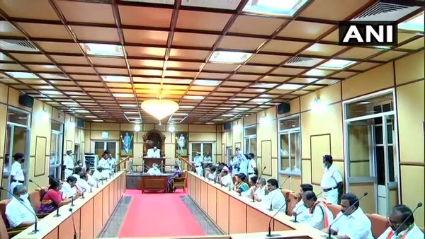 ಸಾರ್ವಜನಿಕ ಸಭೆ ಭಾಷಣ