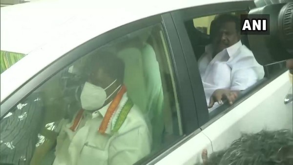 ರಾಜಕೀಯ ವೇಶ್ಯಾವಾಟಿಕೆ
