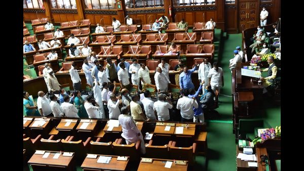ಒಂದೇ ಚುನಾವಣೆಗೆ ಎರಡನೇ ದಿನವೂ ಬಲಿ!