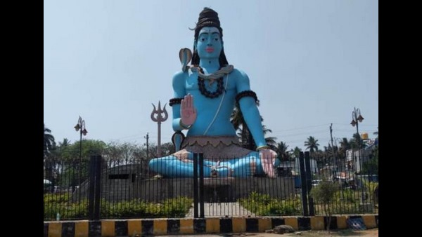 ಉದ್ಯಾನದ ದುಸ್ಥಿತಿ ಅರಿವಾಗುತ್ತದೆ