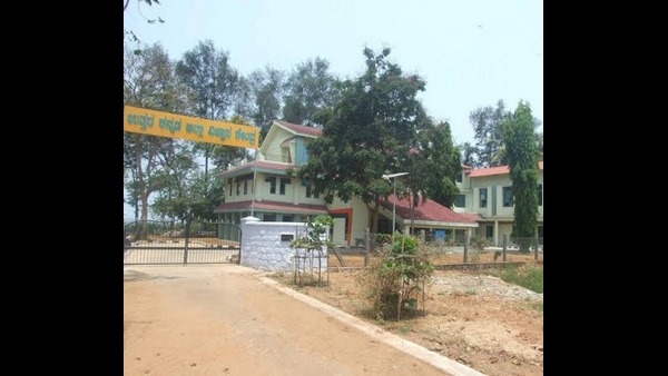 ವಿವಾದಾತ್ಮಕ ಯೋಜನೆಗೆ 100 ಕೋಟಿ