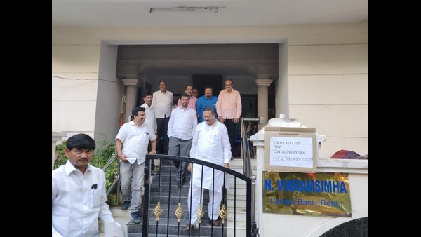 ಪ್ರಾಮಾಣಿಕತೆ ಮೆರೆದ ಪಿಎ ಸದಾಶಿವ ತೇರದಾಳ್