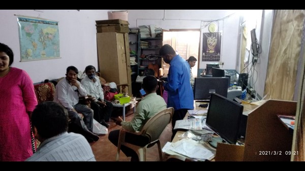 ACB raid on Suspended BBMP Town Planning Officer Devendrappa House ACB raid on Suspended BBMP Town Planning Officer Devendrappa House
