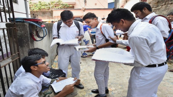 ಮಕ್ಕಳ ಭವಿಷ್ಯದ ಜತೆ ಚೆಲ್ಲಾಟ ಬೇಡ