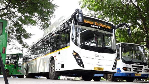 ಖಾಸಗಿ ಬಸ್ಗಳ ಗುತ್ತಿಗೆ