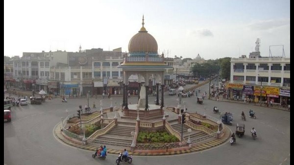 ಚಾಮುಂಡಿ ಬೆಟ್ಟದಲ್ಲಿ ರೋಪ್-ವೇ ನಿರ್ಮಿಸಿ
