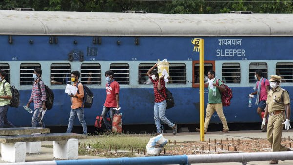 ಪ್ರಯಾಣಿಕರ ಆಕ್ಷೇಪ