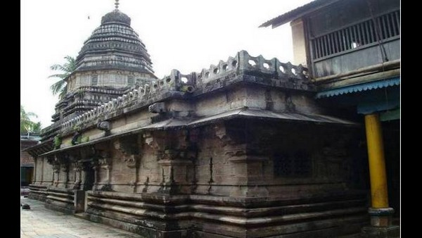 ಅವ್ಯವಸ್ಥೆಯ ಆಗರವಾಗಿದ್ದ ದೇವಾಲಯ
