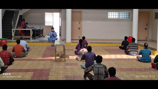 Yoga Teacher Teaching Yoga To COVID Patients At KR Pet Yoga Teacher Teaching Yoga To COVID Patients At KR Pet