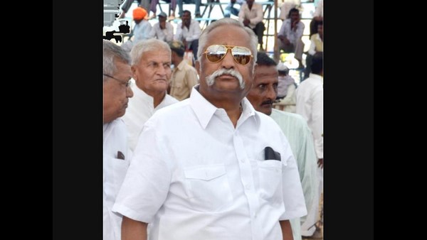 ಸ್ಥಳೀಯ ಮುಖಂಡರಾದ ಪ್ರಕಾಶ್ ಹುಕ್ಕೇರಿ