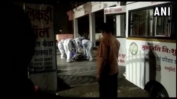 Dozens Of Dead Bodies Piled Up At Mortuary In Chattisgarhs Durg District Dozens Of Dead Bodies Piled Up At Mortuary In Chattisgarhs Durg District