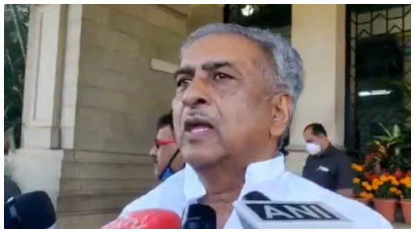 ವಿಧಾನ ಪರಿಷತ್ತಿನ ಸಭಾಪತಿ ಬಸವರಾಜ ಹೊರಟ್ಟಿ