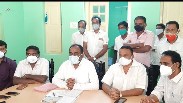 Ramanagara: Magadi MLA A. Manjunath Condemns The BAMUL Decision To Slash Milk Price Purchased From Farmers Ramanagara: Magadi MLA A. Manjunath Condemns The BAMUL Decision To Slash Milk Price Purchased From Farmers