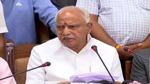 ಮುಖ್ಯಮಂತ್ರಿ ಮತ್ತು ಸಚಿವರ ಪತ್ರಿಕಾಗೋಷ್ಠಿಯಲ್ಲಿ ಆಮ್ಲಜನಕ ಮತ್ತು ಇತರ ವ್ಯವಸ್ಥೆಯ ಬಗ್ಗೆ ವಿವರಣೆ