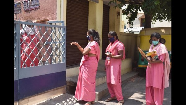 ಅವಾಚ್ಯ ಶಬ್ದಗಳಿಂದ ನಿಂದಿಸಿದರು