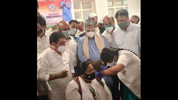 ಖಾಸಗಿಯವರಿಗೆ ಎಷ್ಟು ಲಸಿಕೆ ಕೊಟ್ಟಿದ್ದೀರಿ?
