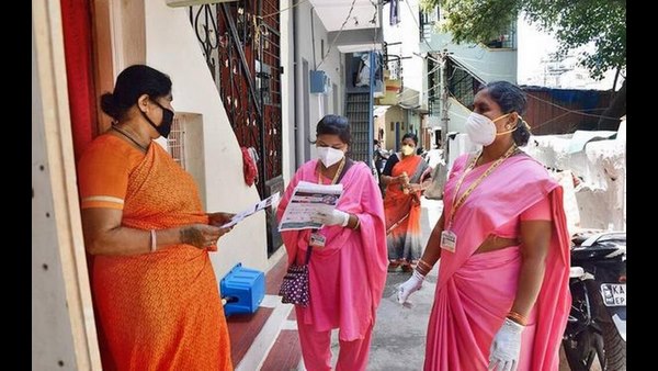 ಆಶಾ ಕಾರ್ಯಕರ್ತೆಯರಿಗೆ ಆತ್ಮಸ್ಥೈರ್ಯ ತುಂಬಿ