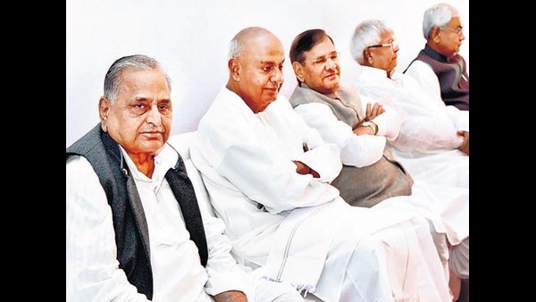 ಲಾಲೂ ಪ್ರಸಾದ್ ಯಾದವ್ ಒಂದು ದಿನ ರಾತ್ರಿ ದೇವೇಗೌಡ್ರ ಮನೆಗೆ ಬಂದಿದ್ದರು