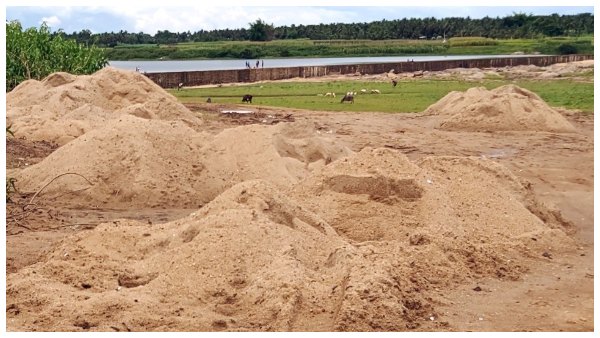 Illegal Sand Mining In Hemavathi river of KR Pet Illegal Sand Mining In Hemavathi river of KR Pet