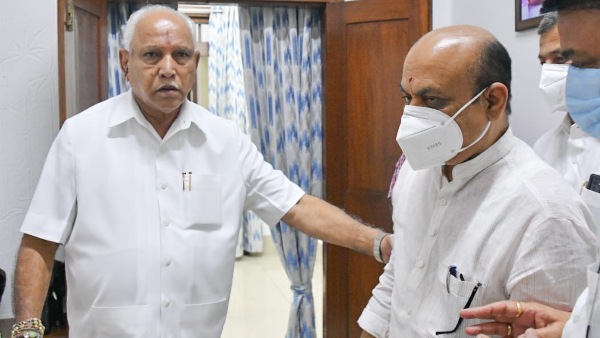 ಯಾರು ಇನ್? ಯಾರು ಔಟ್?