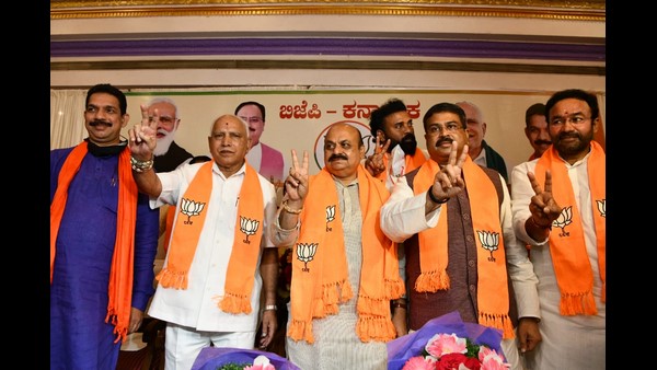 ಸದಾ ಯಡಿಯೂರಪ್ಪನವರ ಜೊತೆಜೊತೆಗಿದ್ದ ಬಸವರಾಜ ಬೊಮ್ಮಾಯಿ