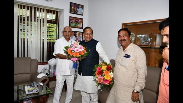 ಬಿಎಸ್ವೈ ರಾಜೀನಾಮೆ ನೀಡಿದ್ದು, ಇವರನ್ನು ಕೇಂದ್ರದ ನಾಯಕರು ನಡೆಸಿಕೊಂಡ ರೀತಿ