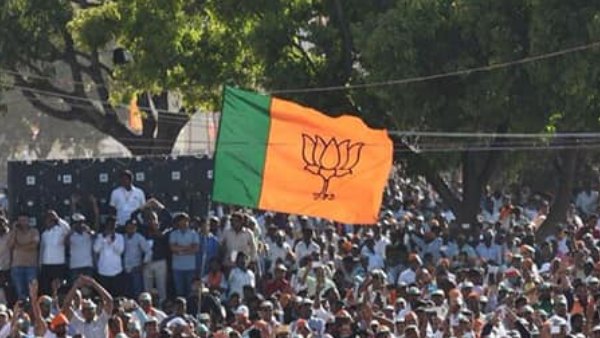 ಎಂ. ಕೆ. ಸ್ಟಾಲಿನ್ ಸರ್ಕಾರಕ್ಕೆ ಬೆಂಬಲ