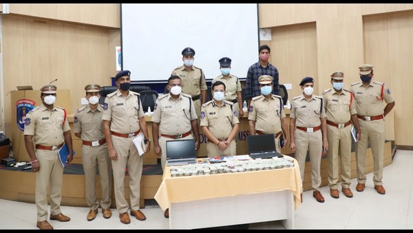 ನಕಲಿ ವೆಬ್ ತಾಣಗಳು