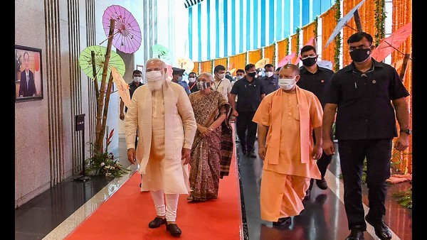 ಉತ್ತರ ಪ್ರದೇಶದ ಯೋಗಿ ಆದಿತ್ಯನಾಥ್ ಸರಕಾರದಲ್ಲೂ ಸಂಪುಟ ಸರ್ಜರಿ