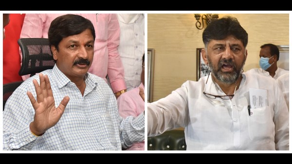 ಮಹಾನ್ ನಾಯಕರೊಬ್ಬರ ಕೈವಾಡವಿದೆ ಎಂದು ಡಿಕೆಶಿ ಹೆಸರು ಹೇಳದೇ, ಜಾರಕಿಹೊಳಿ ಆರೋಪ