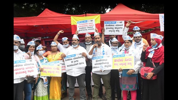 ಡಬಲ್ ಎಂಜಿನ್ ಸರ್ಕಾರಕ್ಕೆ ದನಿ ಎತ್ತುವ ತಾಕತ್ತಿಲ್ಲ