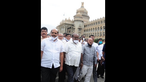 ಎಚ್.ಡಿ.ಕುಮಾರಸ್ವಾಮಿಯವರಿಗಿರುವ ನೆಟ್ವರ್ಕ್ ಅನ್ನು ಒಪ್ಪಿಕೊಳ್ಳಲೇ ಬೇಕು