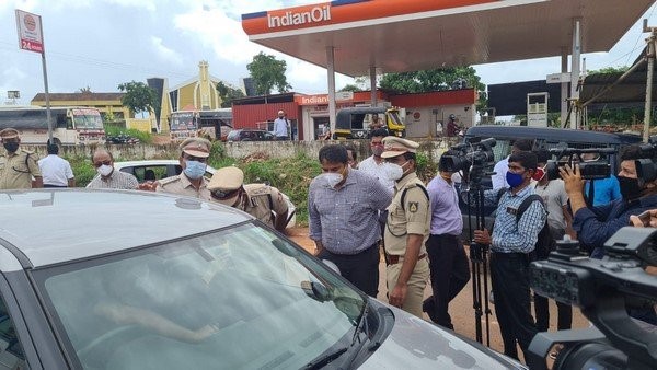 ದಕ್ಷಿಣ ಕನ್ನಡ ಜಿಲ್ಲಾಡಳಿತದ ವಿರುದ್ಧ ಆಕ್ರೋಶ