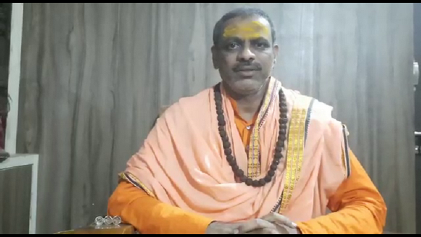 ಮುತ್ತಿನ ರಾಶಿ ಮೂರು ಭಾಗವಾಗಿತಲೇ ಪರಾಕ್’, ಇದರರ್ಥ ಮೂವರು ಮುಖ್ಯಮಂತ್ರಿಗಳು