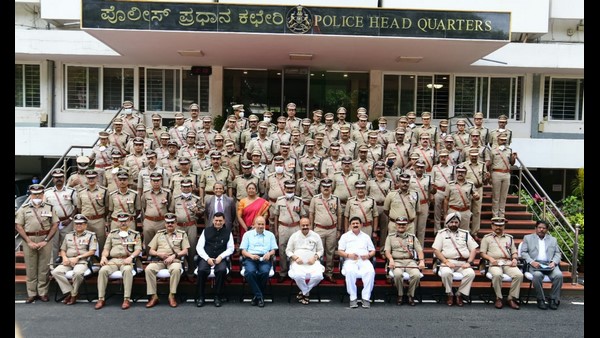 ಎಲ್ಲ ಅಧಿಕಾರಿಗಳು ಡ್ಯಾಶ್ ಬೋರ್ಡ್ ಹೊಂದಿರಬೇಕು!